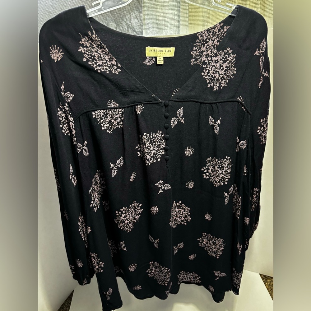 Skies Are Blue Women’s Curvy Top Size 2X Long Sleeve Blouse size